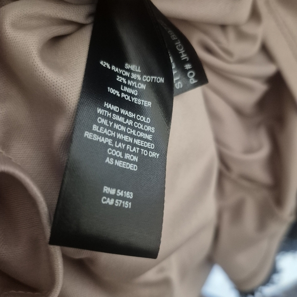 ELIZA J Lacy Bodycon Mini Shift Dress w Scoop Neck and 3/4 Sleeves Size 16 - Picture 5 of 7